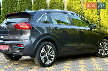 Внедорожник / Кроссовер Kia Niro 2021 в 