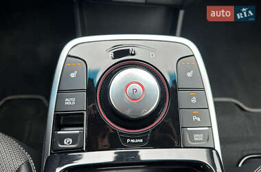 Внедорожник / Кроссовер Kia Niro 2021 в 