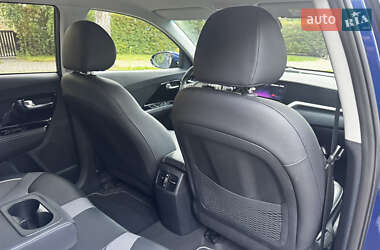 Внедорожник / Кроссовер Kia Niro 2022 в 