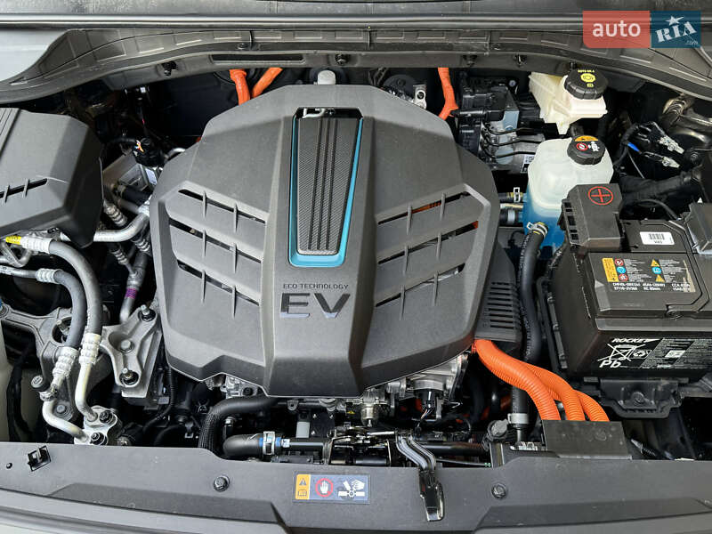 Позашляховик / Кросовер Kia Niro 2020 в Києві фото 95 Позашляховик / Кросовер Kia Niro 2020 в Києві