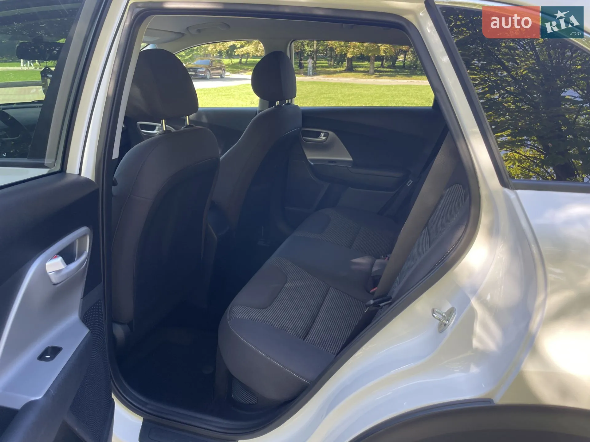 2017 Kia Niro - мініатюра 13
