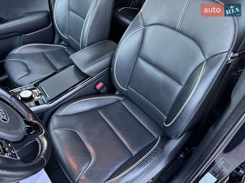 Внедорожник / Кроссовер Kia Niro 2020 в Дубно