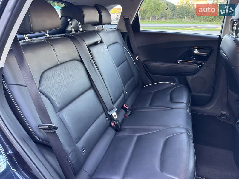 Внедорожник / Кроссовер Kia Niro 2020 в Дубно