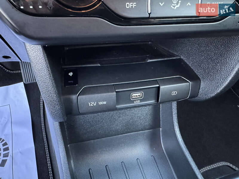 Внедорожник / Кроссовер Kia Niro 2020 в Дубно