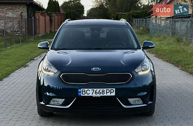 Внедорожник / Кроссовер Kia Niro 2017 в Львове