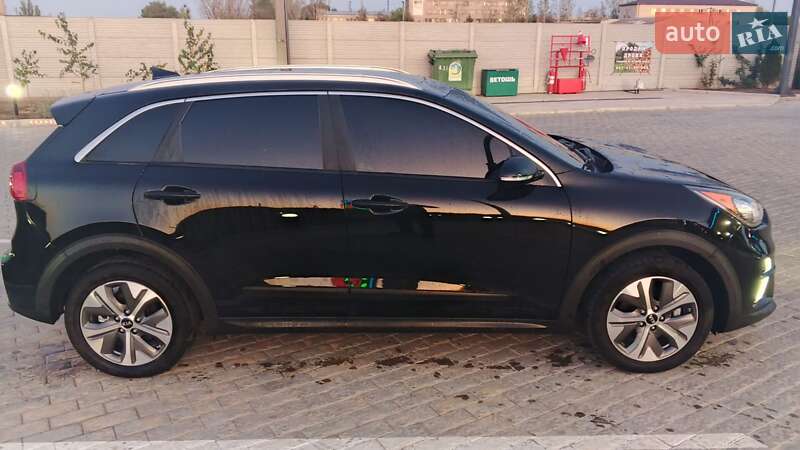 Внедорожник / Кроссовер Kia Niro 2019 в 