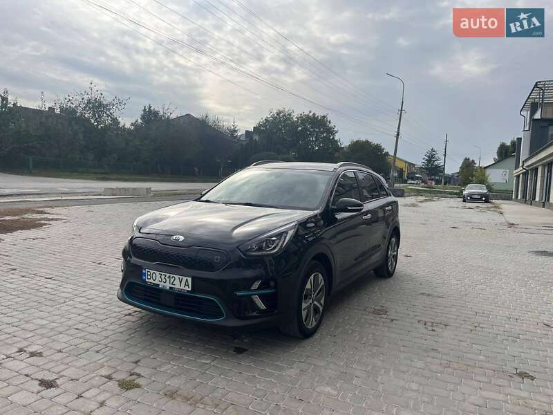 Внедорожник / Кроссовер Kia Niro 2018 в Чорткове фото 14 Внедорожник / Кроссовер Kia Niro 2018 в Чорткове
