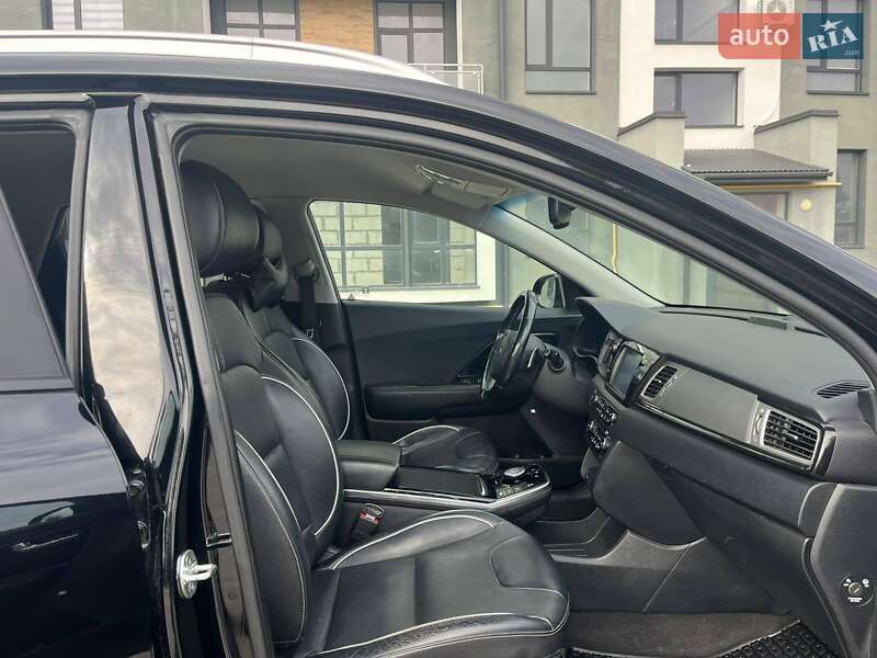 Внедорожник / Кроссовер Kia Niro 2018 в Чорткове фото 31 Внедорожник / Кроссовер Kia Niro 2018 в Чорткове