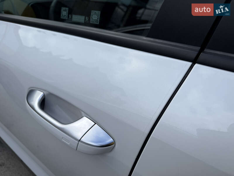 Позашляховик / Кросовер Kia Niro 2022 в Умані