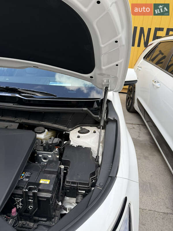 Позашляховик / Кросовер Kia Niro 2022 в Умані