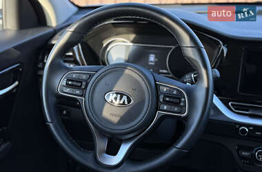 Внедорожник / Кроссовер Kia Niro 2021 в 