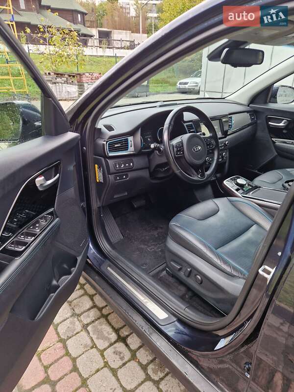 Позашляховик / Кросовер Kia Niro 2019 в Львові