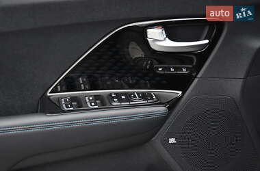 Внедорожник / Кроссовер Kia Niro 2021 в 