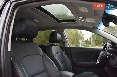 Внедорожник / Кроссовер Kia Niro 2021 в 