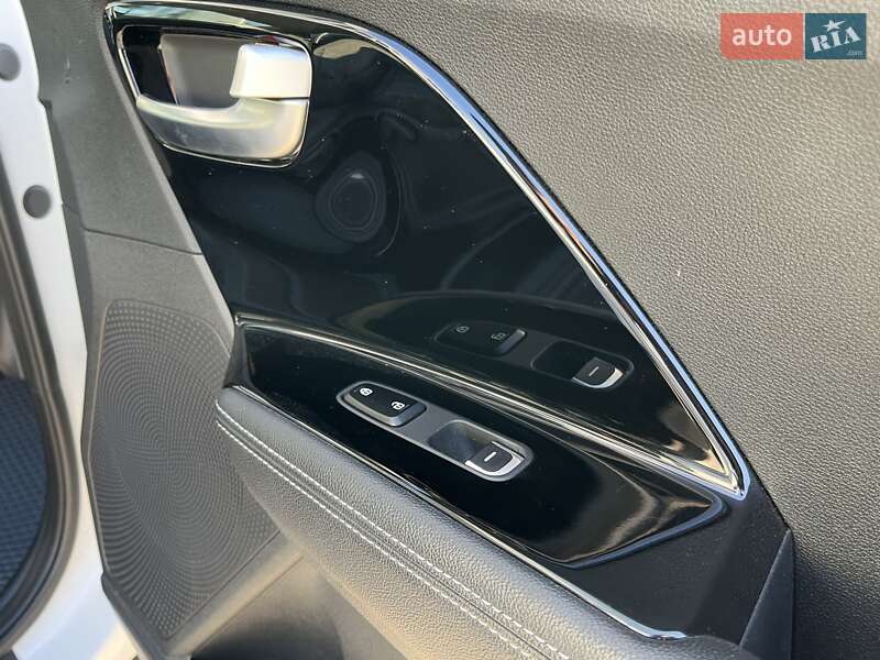 Внедорожник / Кроссовер Kia Niro 2021 в Днепре