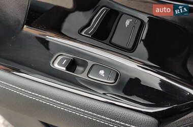 Позашляховик / Кросовер Kia Niro 2020 в 