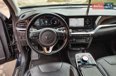 Позашляховик / Кросовер Kia Niro 2020 в 