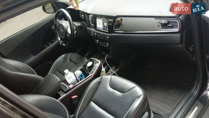 Позашляховик / Кросовер Kia Niro 2020 в Житомирі фото 9 Позашляховик / Кросовер Kia Niro 2020 в Житомирі