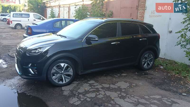 Позашляховик / Кросовер Kia Niro 2020 в Житомирі фото 12 Позашляховик / Кросовер Kia Niro 2020 в Житомирі