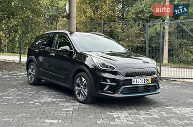 Внедорожник / Кроссовер Kia Niro 2020 в Снятине