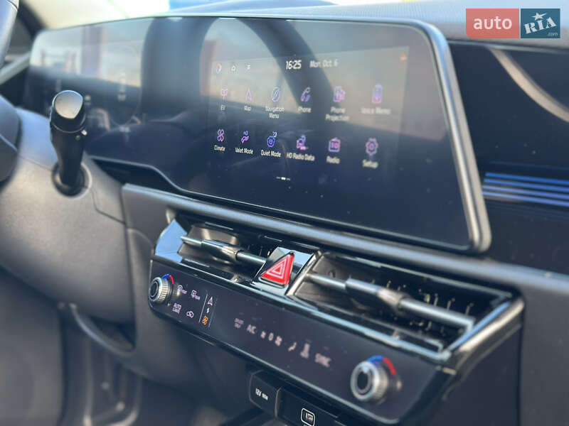 Внедорожник / Кроссовер Kia Niro 2022 в Дрогобыче