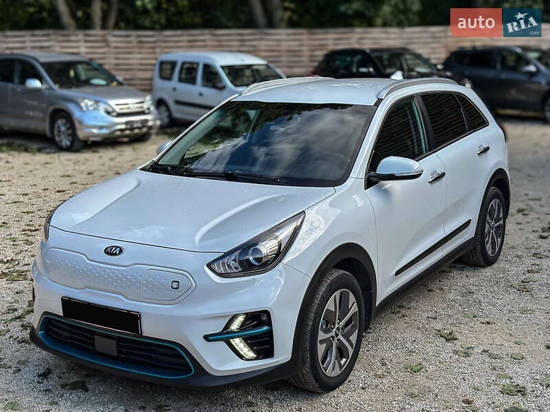 Позашляховик / Кросовер Kia Niro 2019 в Бродах фото 15 Позашляховик / Кросовер Kia Niro 2019 в Бродах
