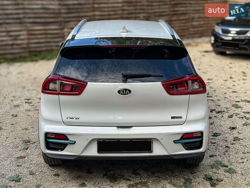 Позашляховик / Кросовер Kia Niro 2019 в Бродах фото 21 Позашляховик / Кросовер Kia Niro 2019 в Бродах