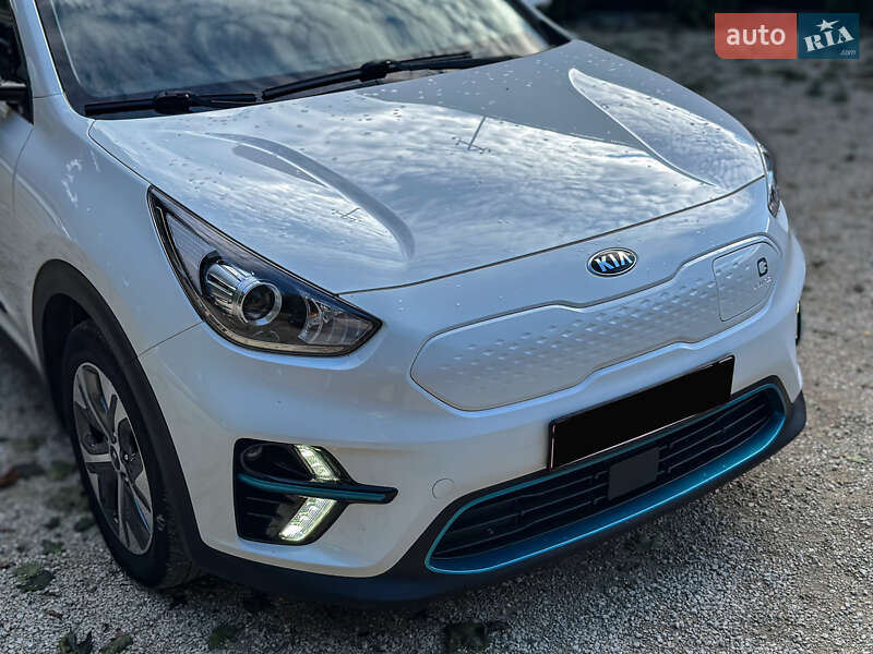 Позашляховик / Кросовер Kia Niro 2019 в Бродах фото 27 Позашляховик / Кросовер Kia Niro 2019 в Бродах