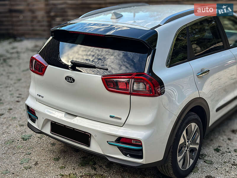 Позашляховик / Кросовер Kia Niro 2019 в Бродах фото 42 Позашляховик / Кросовер Kia Niro 2019 в Бродах
