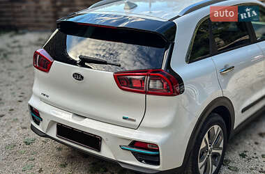 Внедорожник / Кроссовер Kia Niro 2019 в 