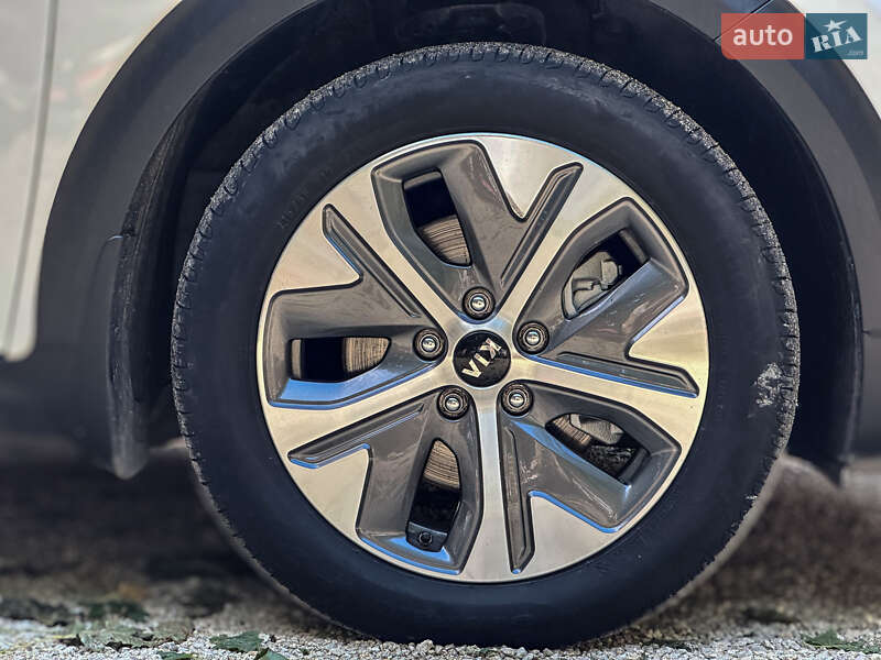 Позашляховик / Кросовер Kia Niro 2019 в Бродах фото 62 Позашляховик / Кросовер Kia Niro 2019 в Бродах