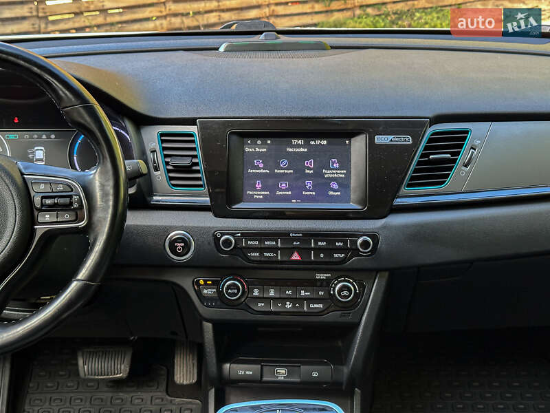 Позашляховик / Кросовер Kia Niro 2019 в Бродах фото 92 Позашляховик / Кросовер Kia Niro 2019 в Бродах