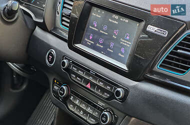 Внедорожник / Кроссовер Kia Niro 2019 в 