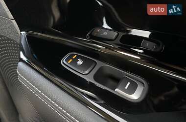 Внедорожник / Кроссовер Kia Niro 2020 в 