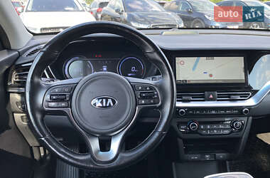 Внедорожник / Кроссовер Kia Niro 2020 в 