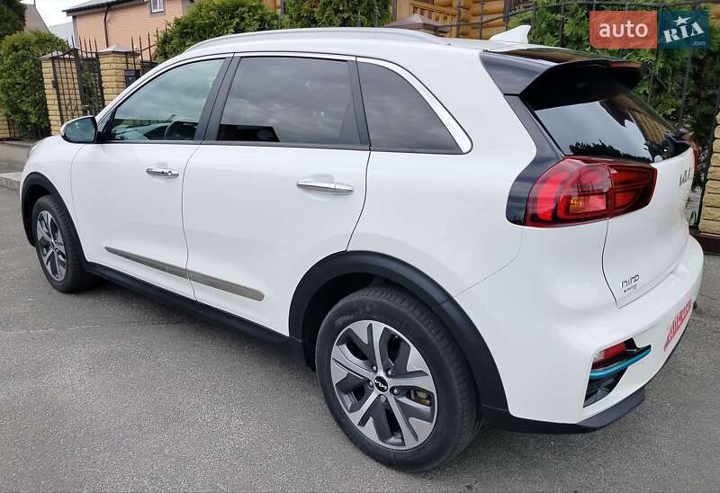 Позашляховик / Кросовер Kia Niro 2021 в Ірпені