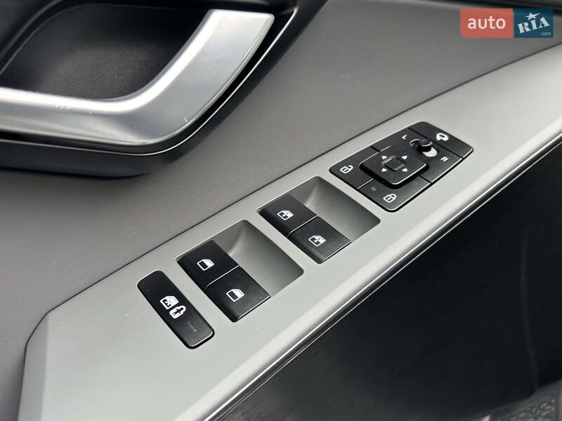 Внедорожник / Кроссовер Kia Niro 2022 в Житомире