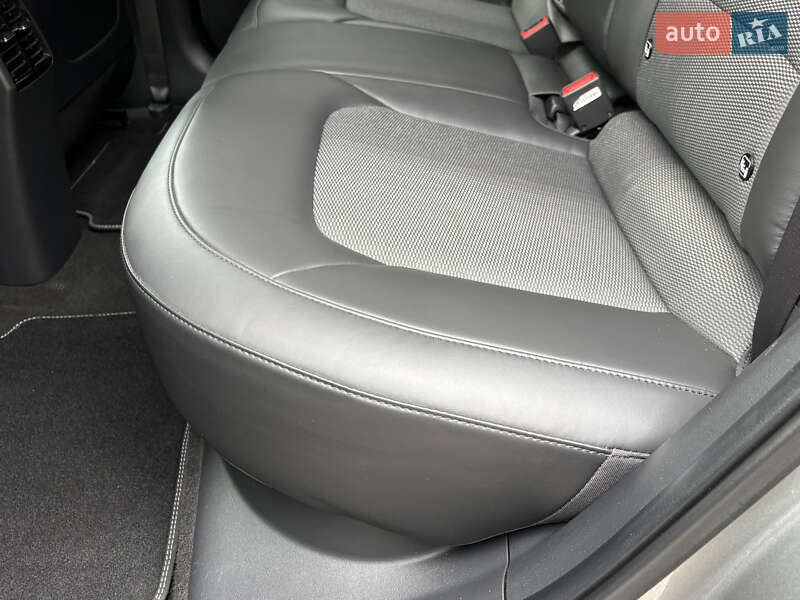 Внедорожник / Кроссовер Kia Niro 2022 в Житомире