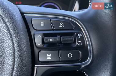 Внедорожник / Кроссовер Kia Niro 2020 в 