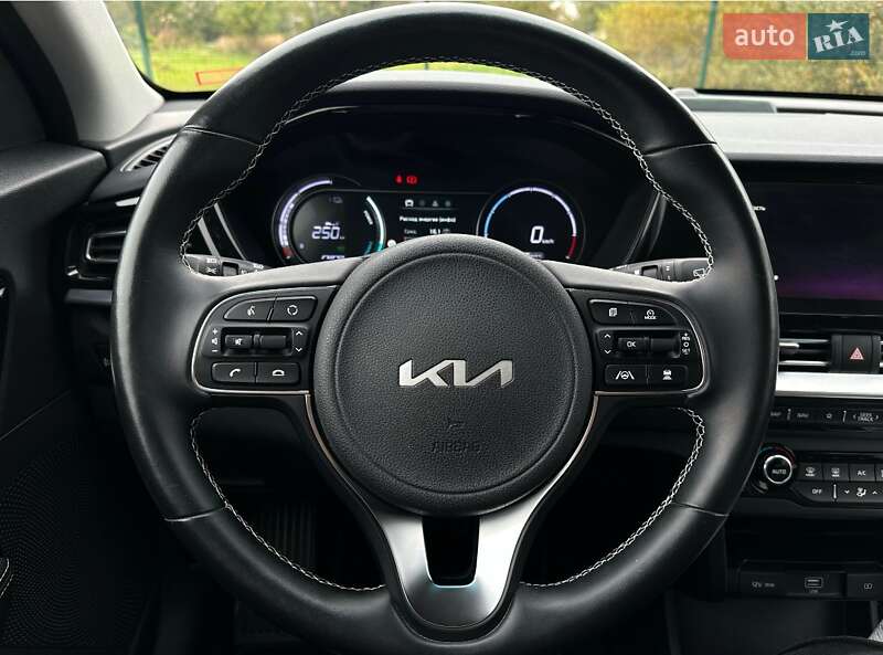 Позашляховик / Кросовер Kia Niro 2022 в Львові фото 38 Позашляховик / Кросовер Kia Niro 2022 в Львові
