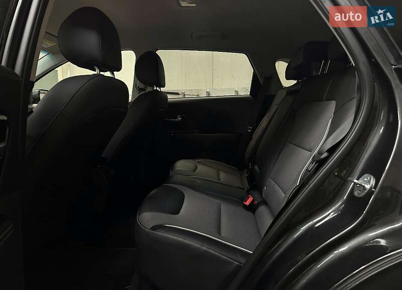 Позашляховик / Кросовер Kia Niro 2022 в Львові фото 66 Позашляховик / Кросовер Kia Niro 2022 в Львові