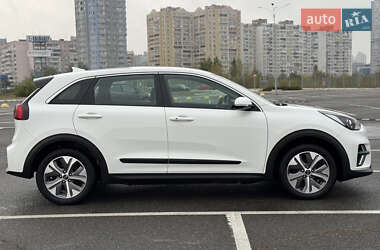 Внедорожник / Кроссовер Kia Niro 2020 в 
