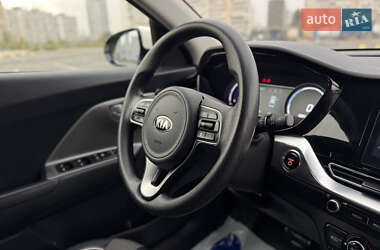 Внедорожник / Кроссовер Kia Niro 2020 в 