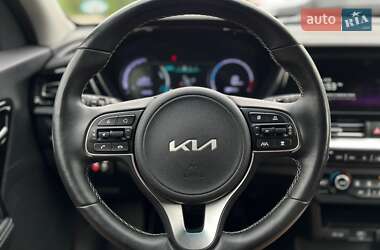 Внедорожник / Кроссовер Kia Niro 2021 в 