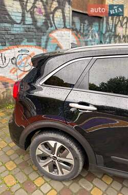 Внедорожник / Кроссовер Kia Niro 2020 в 