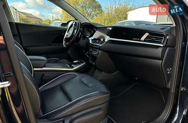 Внедорожник / Кроссовер Kia Niro 2021 в 