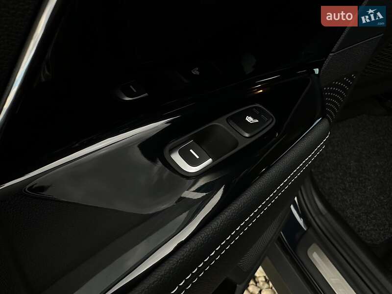 Позашляховик / Кросовер Kia Niro 2021 в Львові