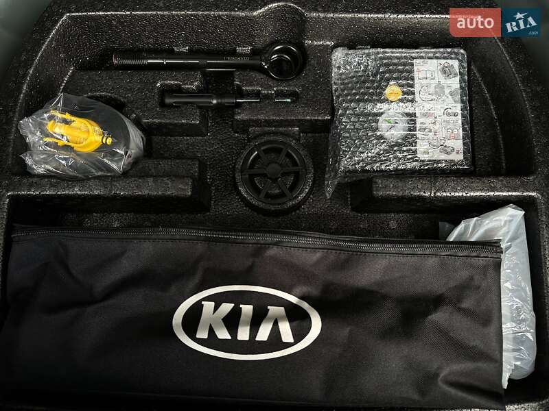 Позашляховик / Кросовер Kia Niro 2021 в Львові