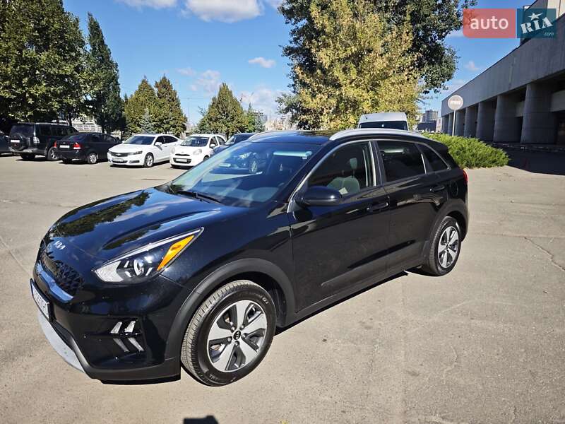 Внедорожник / Кроссовер Kia Niro 2020 в Киеве