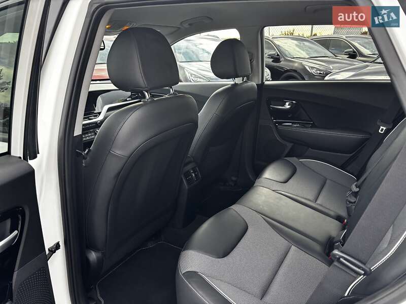 Внедорожник / Кроссовер Kia Niro 2022 в Львове